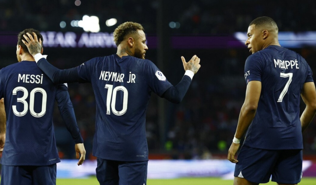 Donnarumma scoort game-high